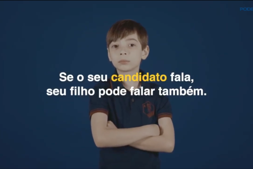 Criancas repetem falas de Jair Bolsonaro candidato a Presidencia no Brasil 2