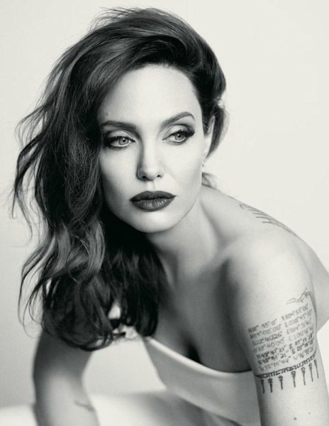 Curiosidades sobre Angelina Jolie tattoos