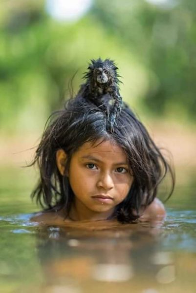 Culturas ao redor do mundo representadas através de fotos de crianças