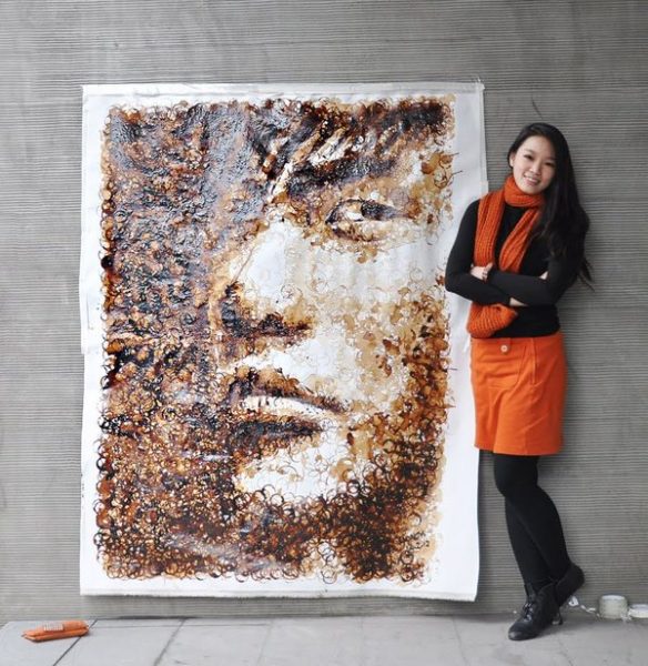 Artista Hong Yi criou retrato com manchas de café e resultado é incrível