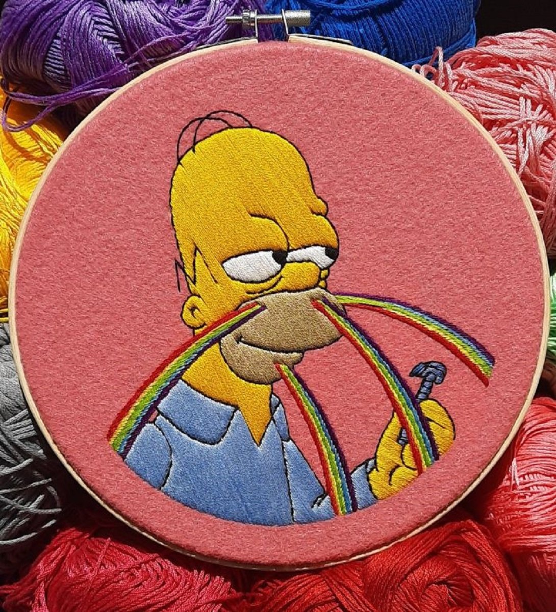Artista Gabriela Martinez cria bordados de cenas de Os Simpsons 11