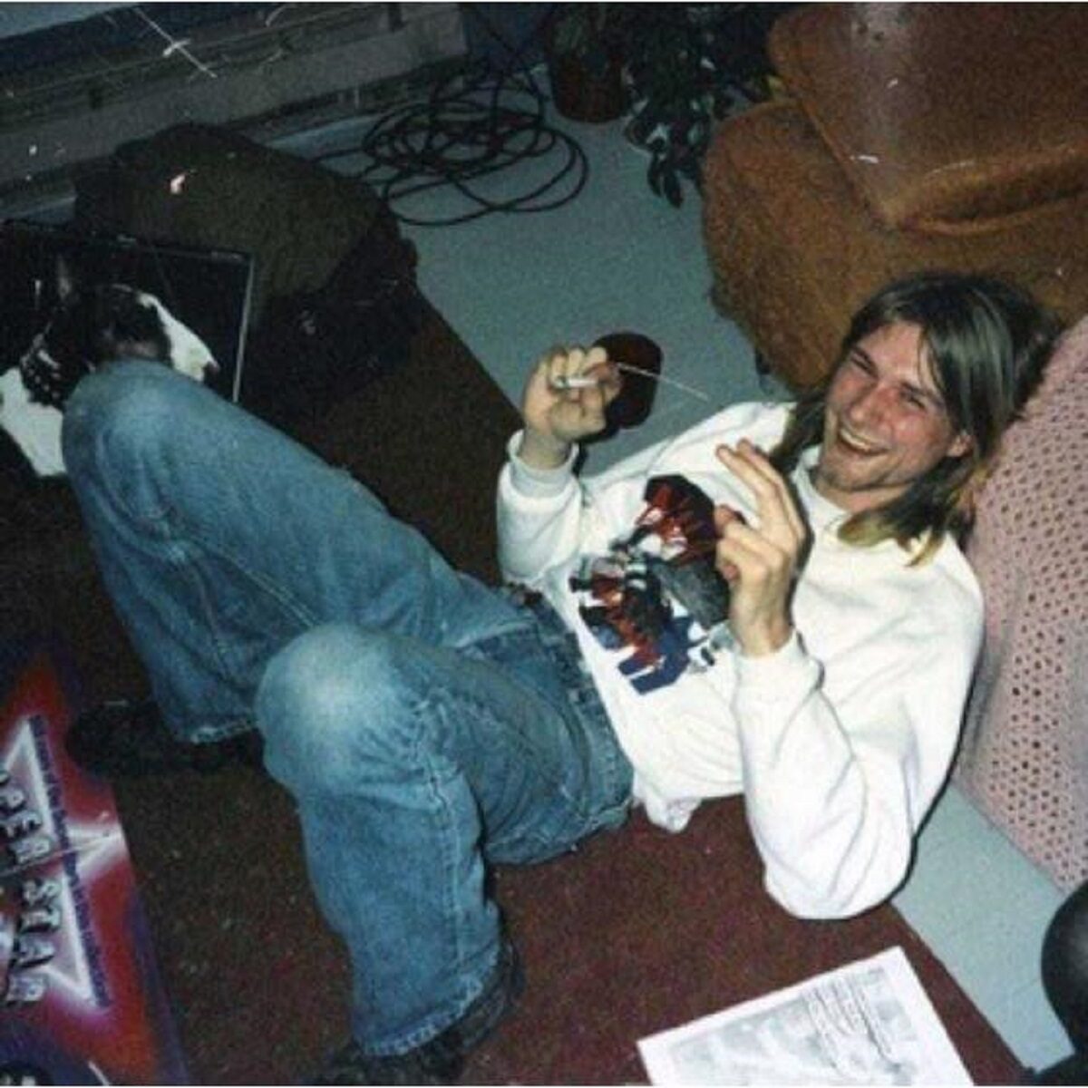 Essas fotos bastante raras mostram Kurt Cobain sorrindo 1