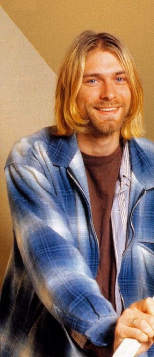 Essas fotos bastante raras mostram Kurt Cobain sorrindo 14