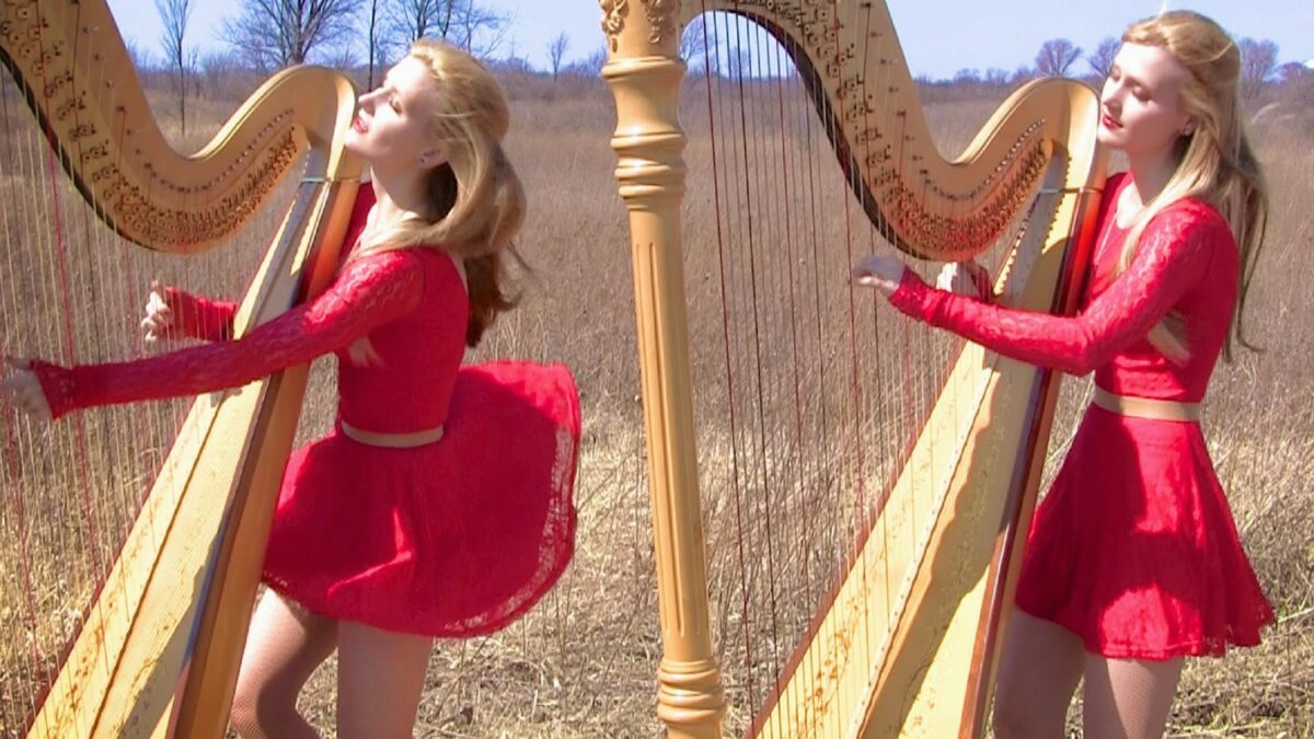 Harp Twins as irmas gemeas e suas versoes de classicos do rock na harpa PARTE II 4