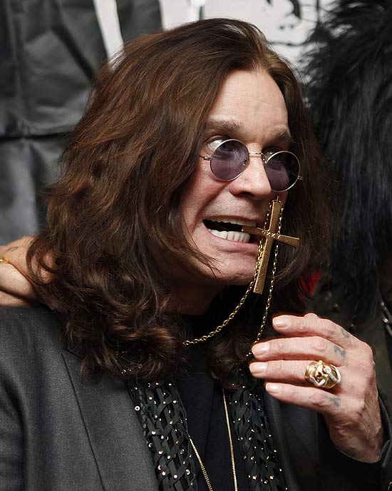 72 anos de Ozzy Osbourne o Principe das Trevas completa mais um ano e aqui vai a nossa homenagem 15