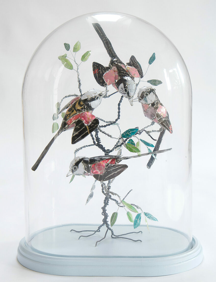 Barbara Franc artista reutiliza materiais e cria esculturas realistas de animais 23