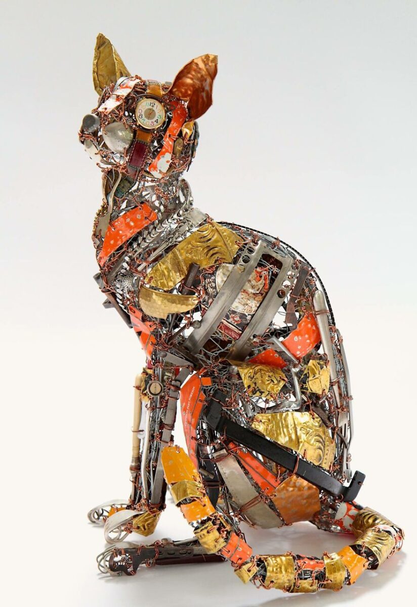 Barbara Franc artista reutiliza materiais e cria esculturas realistas de animais 25