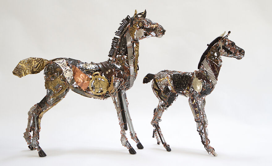 Barbara Franc artista reutiliza materiais e cria esculturas realistas de animais 36