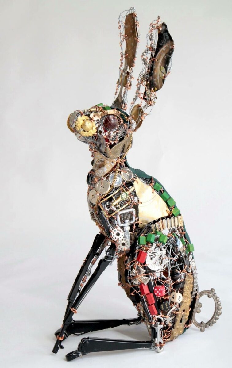 Barbara Franc artista reutiliza materiais e cria esculturas realistas de animais 41
