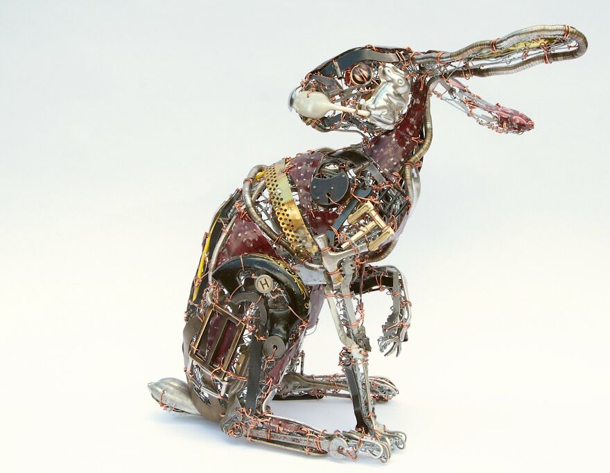 Barbara Franc artista reutiliza materiais e cria esculturas realistas de animais 46