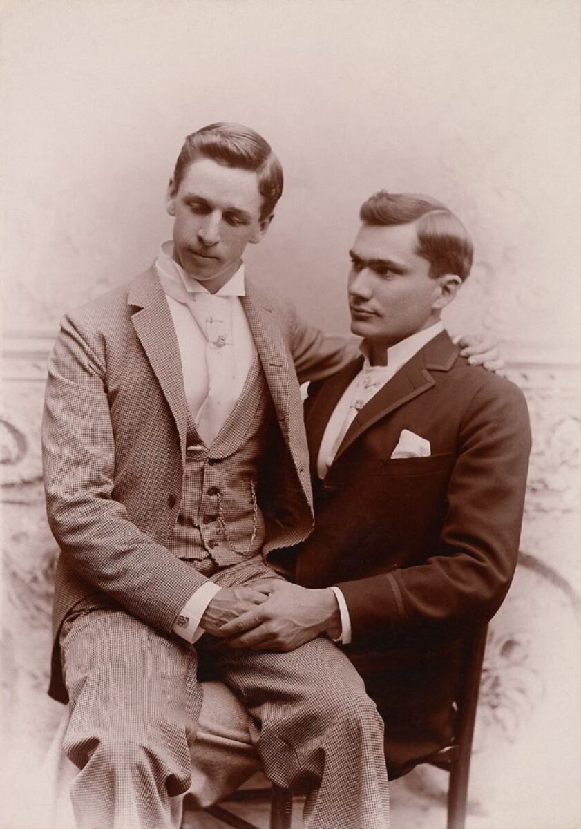 Loving A Photographic History of Men in Love livro revela fotos de casais homossexuais que a historia tenta esquecer 17